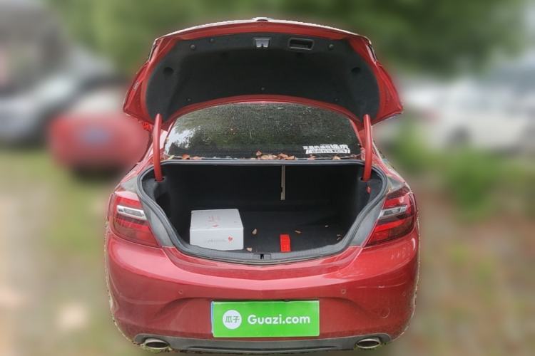 Used Buick Regal 2015 2.0L Elite Fashion Edition Trunk