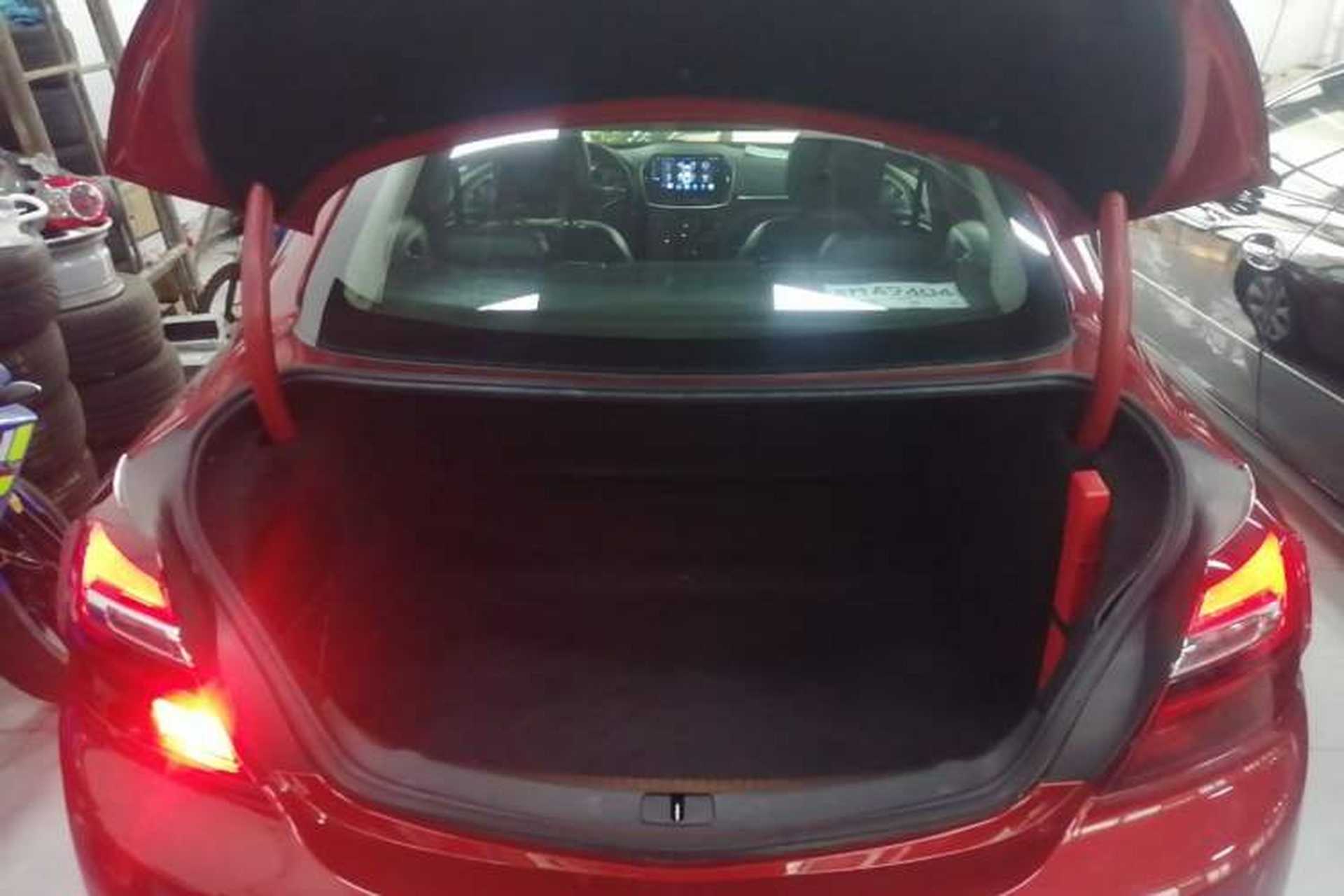 Used Buick Regal 2015 1.6T Fashion Tech Model Trunk