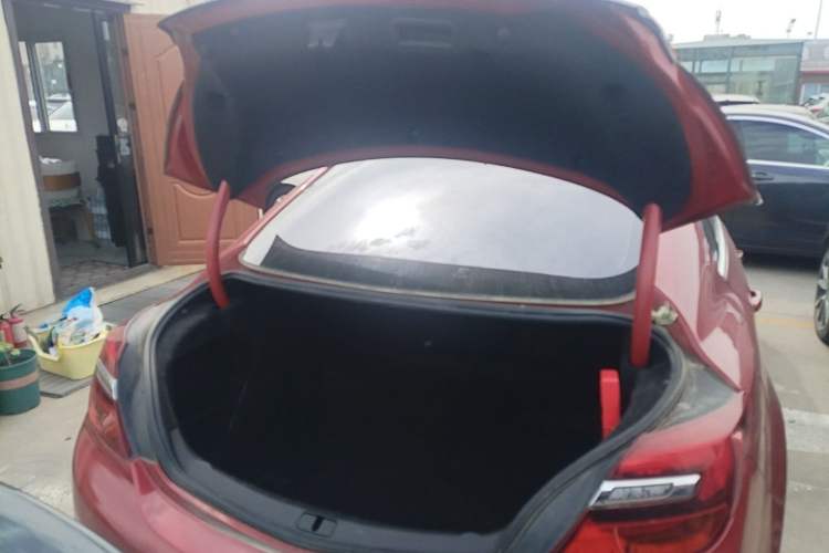 Used Buick Regal 2015 1.6T Leading Technology Model Trunk