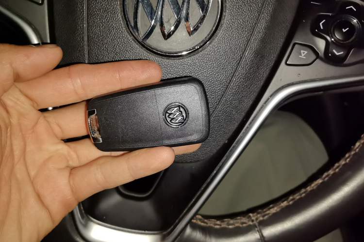 Used Buick Regal 2015 1.6T Elite Tech Model Vehicle Key