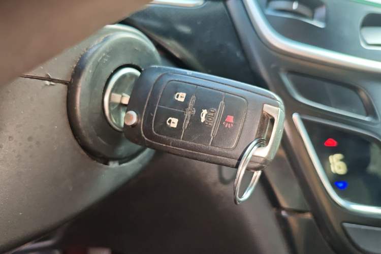 Used Buick Regal 2015 1.6T Leading Technology Model Vehicle Key