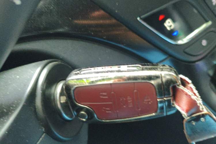 Used Buick Regal 2015 1.6T Leading Technology Model Vehicle Key