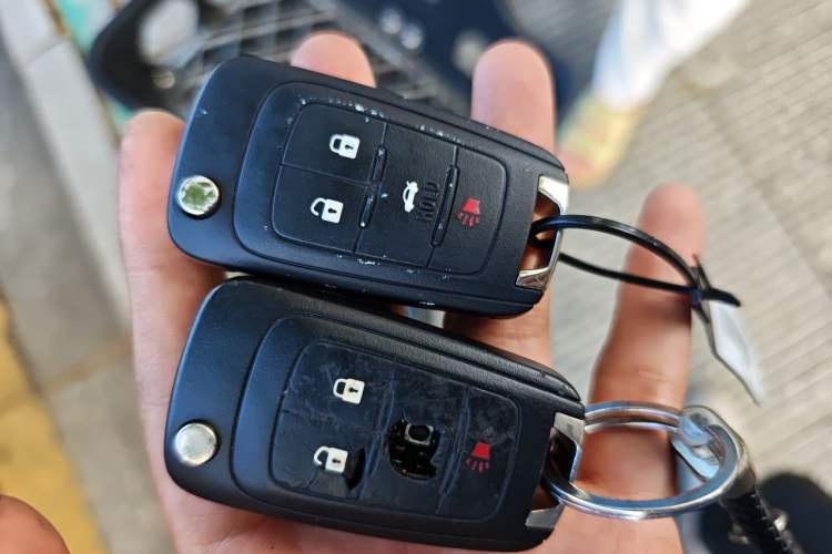 Used Buick Regal 2015 2.0L Elite Fashion Edition Vehicle Key