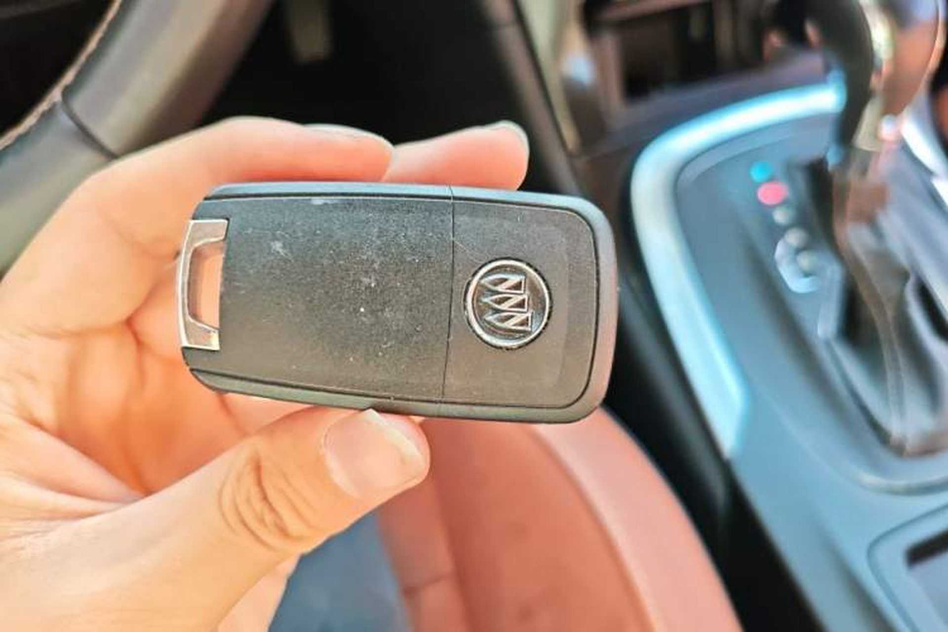 Used Buick Regal 2015 1.6T Elite Tech Model Vehicle Key