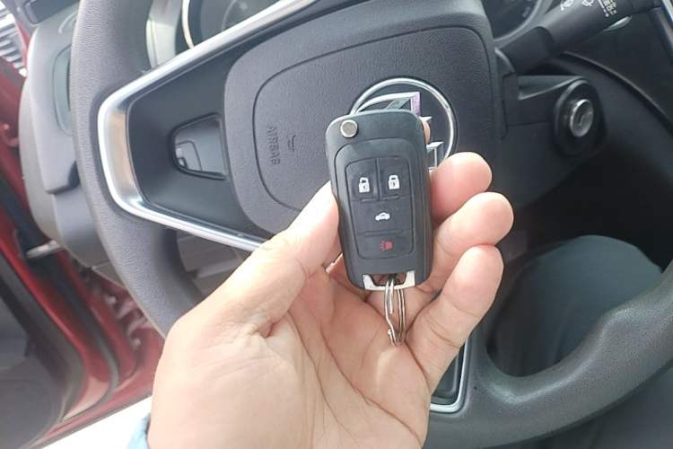 Used Buick Regal 2015 1.6T Leading Technology Model Vehicle Key