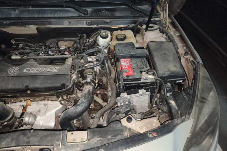 Used Buick Regal 2015 1.6T Leading Technology Model Engine Bay Left