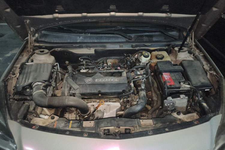 Used Buick Regal 2015 1.6T Leading Technology Model Engine Bay