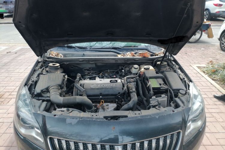 Used Buick Regal 2015 1.6T Leading Technology Model Engine Bay