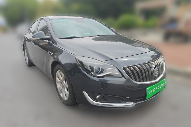 Used Buick Regal 2015 1.6T Elite Tech Model Front Right 45 Deg