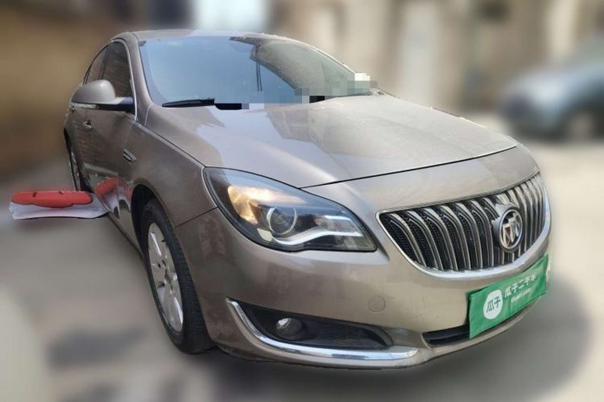 Used Buick Regal 2015 2.0L Elite Fashion Edition Front Right 45 Deg