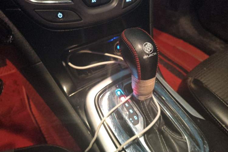Used Buick Regal 2015 1.6T Leading Technology Model Gear Lever