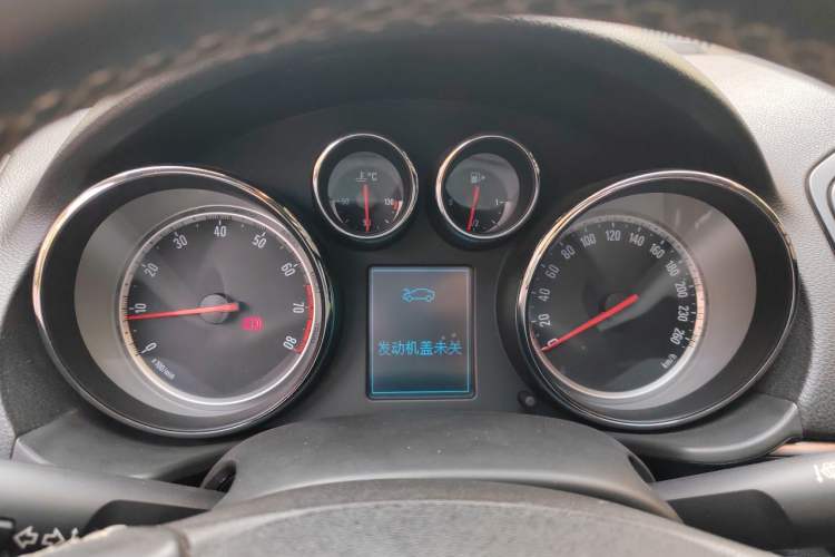 Used Buick Regal 2015 1.6T Leading Technology Model Instrument Cluster