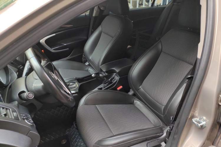 Used Buick Regal 2015 1.6T Leading Technology Model Left Front Seat