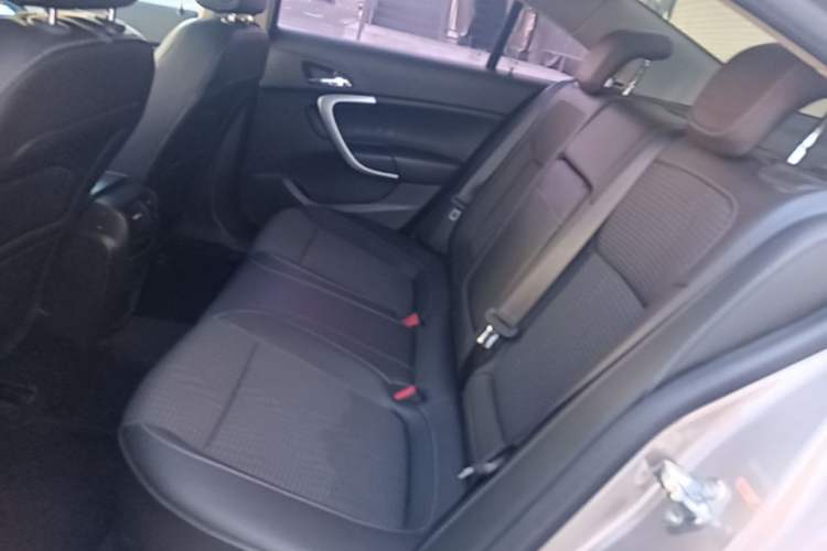 Used Buick Regal 2015 1.6T Leading Technology Model Left Rear Seat