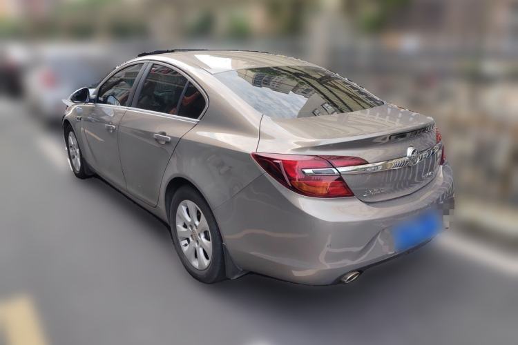Used Buick Regal 2015 1.6T Leading Technology Model Rear Left 45 Deg
