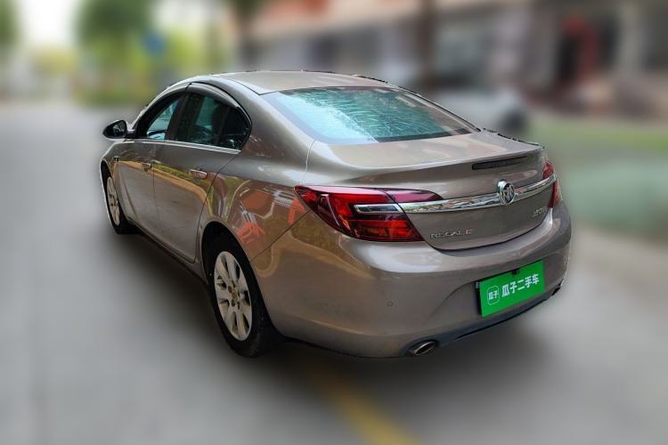 Used Buick Regal 2015 1.6T Fashion Tech Model Rear Left 45 Deg