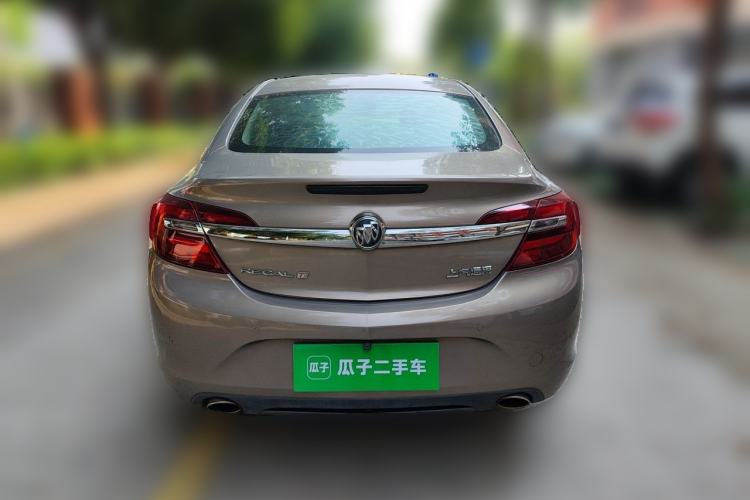 Used Buick Regal 2015 1.6T Fashion Tech Model Rear