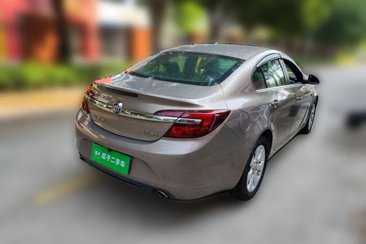 Used Buick Regal 2015 1.6T Fashion Tech Model Rear Right 45 Deg