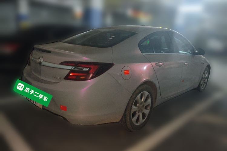 Used Buick Regal 2015 1.6T Leading Technology Model Rear Right 45 Deg