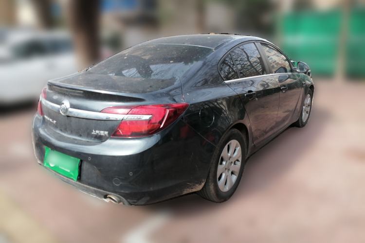 Used Buick Regal 2015 1.6T Leading Technology Model Rear Right 45 Deg