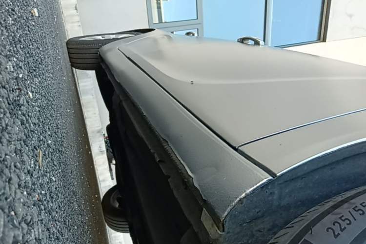Used Buick Regal 2015 1.6T Leading Technology Model Right Side Sill
