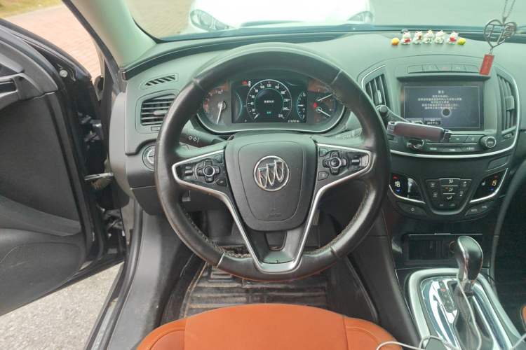 Used Buick Regal 2015 1.6T Elite Tech Model Steering Wheel
