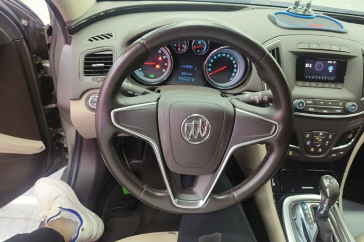 Used Buick Regal 2015 2.0L Leading Fashion Edition Steering Wheel