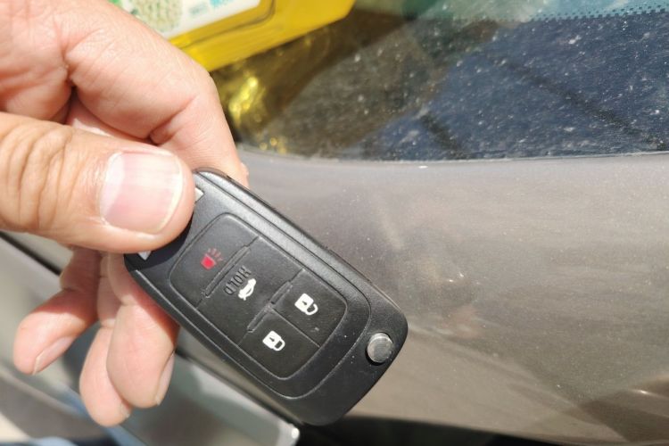 Used Buick Regal 2015 2.0L Elite Fashion Edition Vehicle Key