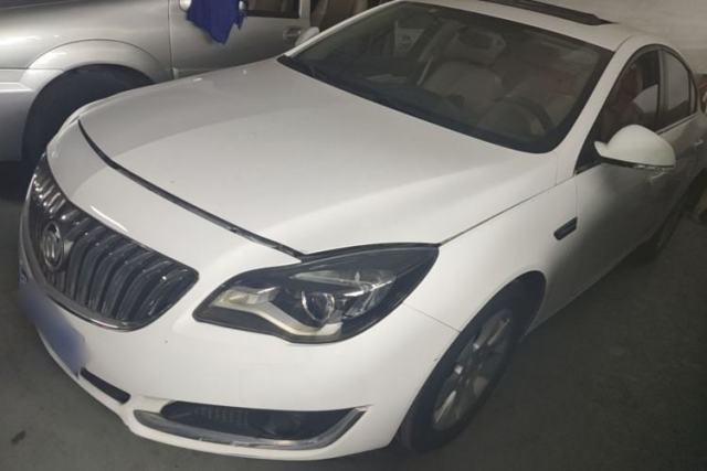 Used Buick Regal 2015 2.0L Leading Fashion Edition