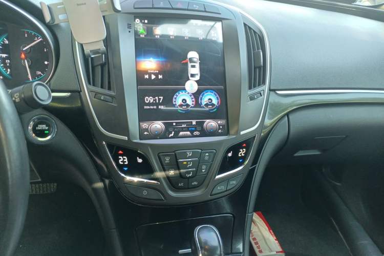 Used Buick Regal 2015 1.6T Elite Tech Model Audio And AC Panel