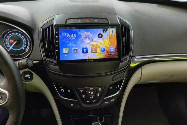 Used Buick Regal 2015 2.0L Elite Fashion Edition Audio And AC Panel