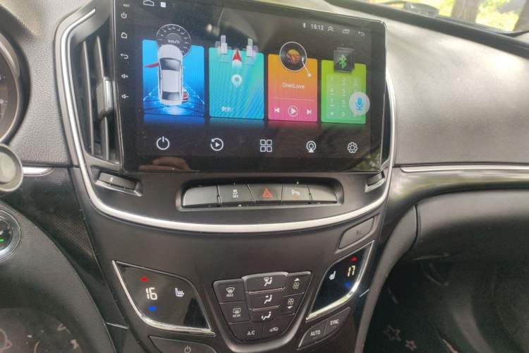 Used Buick Regal 2015 1.6T Elite Tech Model Audio And AC Panel