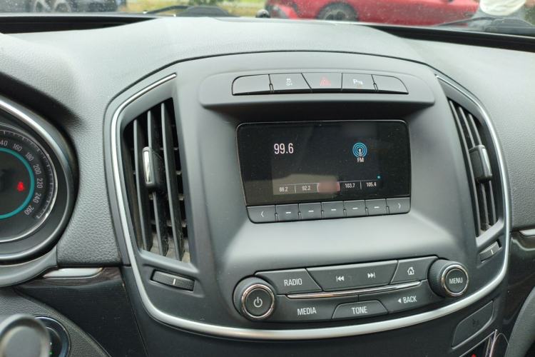 Used Buick Regal 2015 GS 2.0T Grand Sport Edition Audio And AC Panel