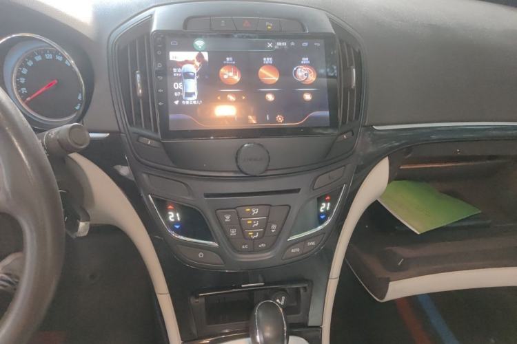 Used Buick Regal 2015 2.0L Leading Fashion Edition Audio And AC Panel