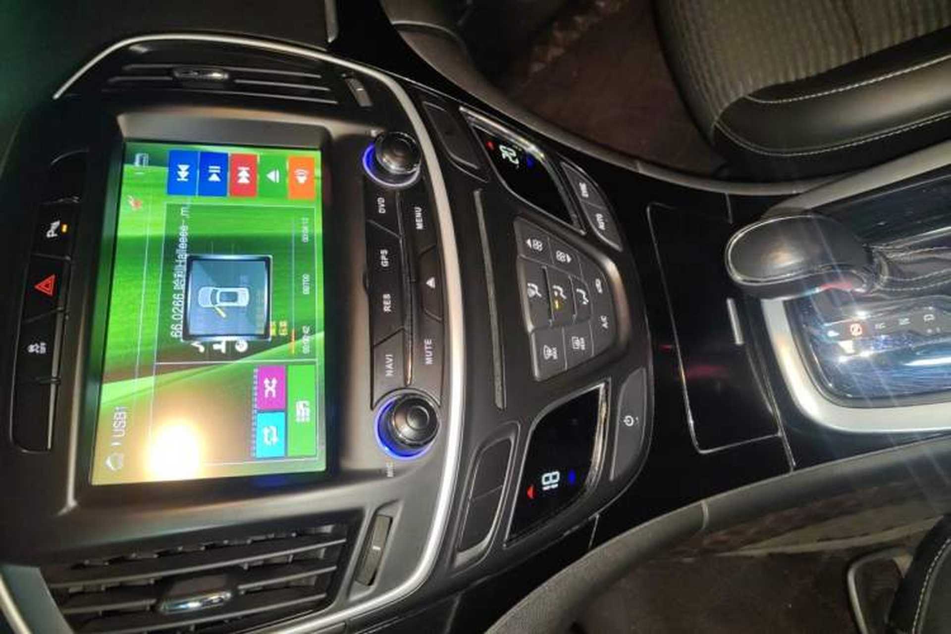 Used Buick Regal 2015 1.6T Fashion Tech Model Audio And AC Panel