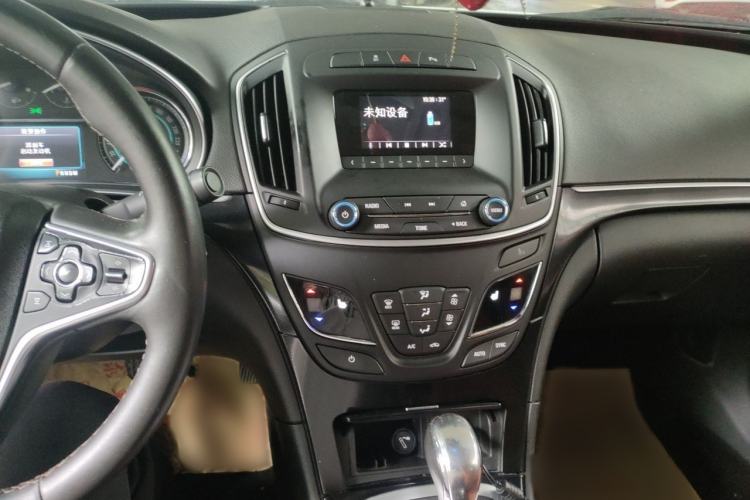 Used Buick Regal 2015 GS 2.0T Grand Sport Edition Audio And AC Panel