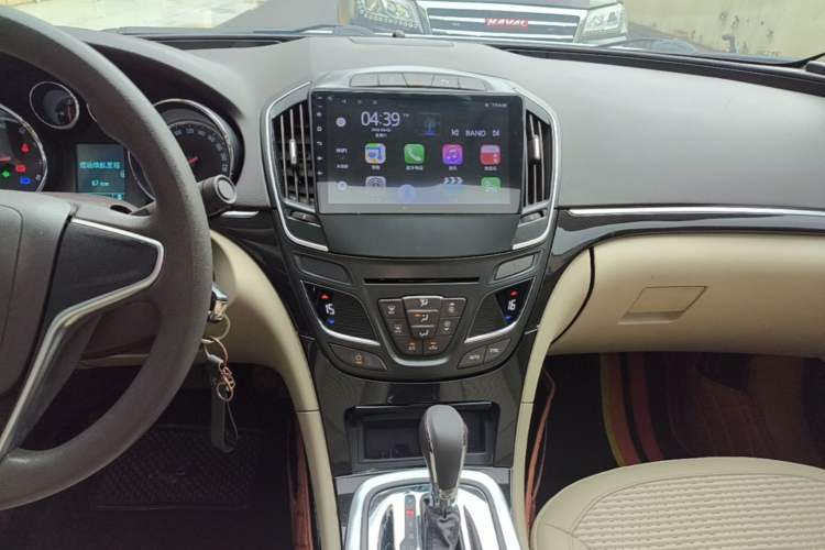 Used Buick Regal 2015 2.0L Leading Fashion Edition Audio And AC Panel
