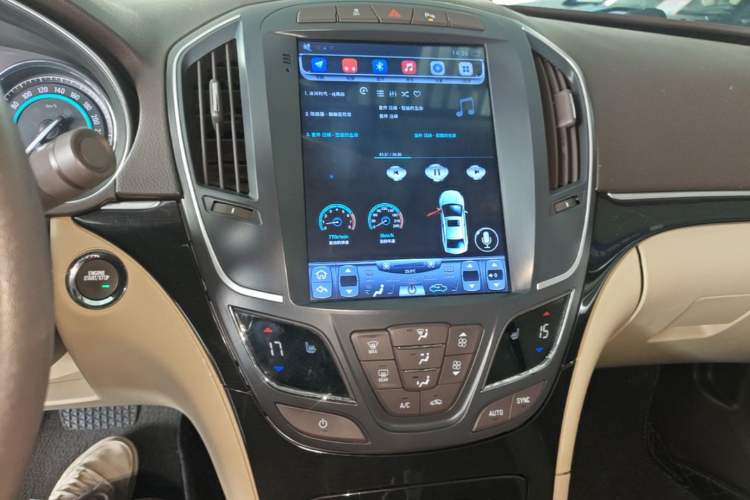 Used Buick Regal 2015 2.0L Elite Fashion Edition Audio And AC Panel