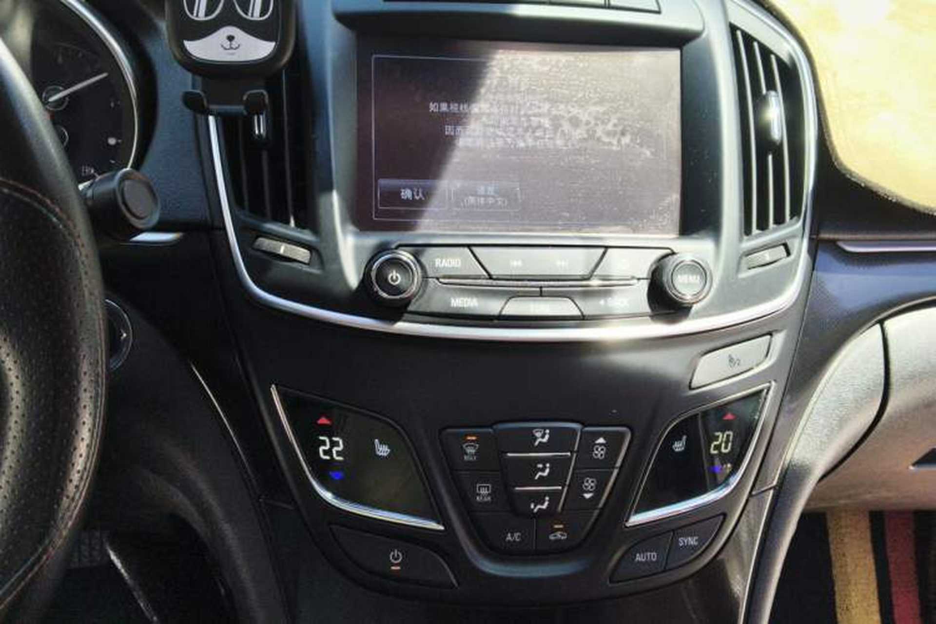 Used Buick Regal 2015 1.6T Elite Tech Model Audio And AC Panel