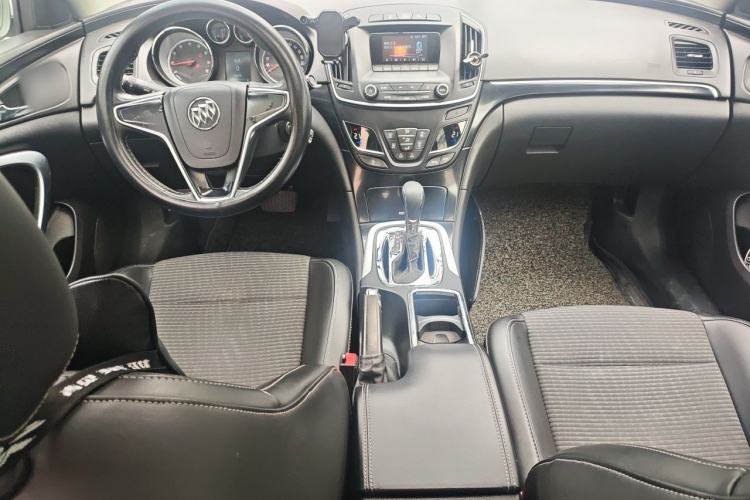 Used Buick Regal 2015 1.6T Leading Technology Model Center Console
