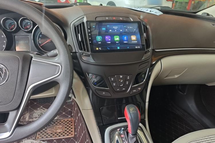 Used Buick Regal 2015 2.0L Leading Fashion Edition Center Console