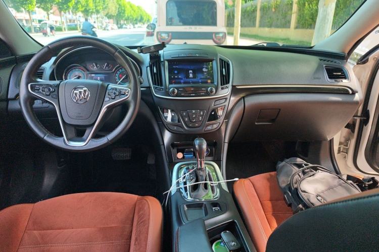 Used Buick Regal 2015 GS 2.0T Grand Sport Edition Center Console