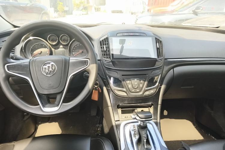 Used Buick Regal 2015 1.6T Leading Technology Model Center Console