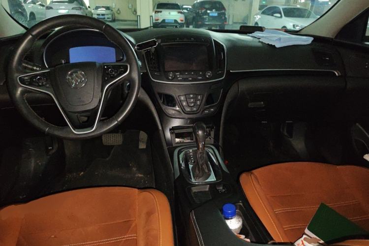 Used Buick Regal 2015 1.6T Elite Tech Model Center Console