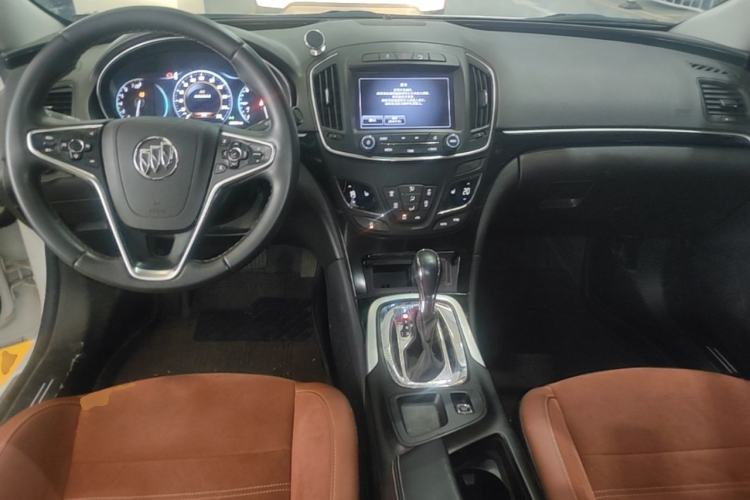 Used Buick Regal 2015 1.6T Elite Tech Model Center Console
