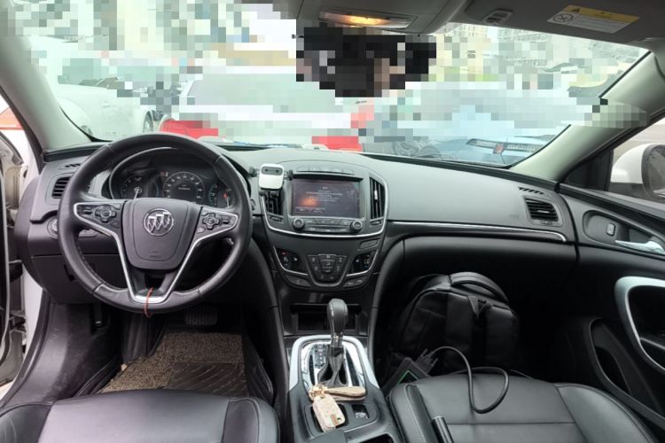 Used Buick Regal 2015 1.6T Elite Tech Model Center Console