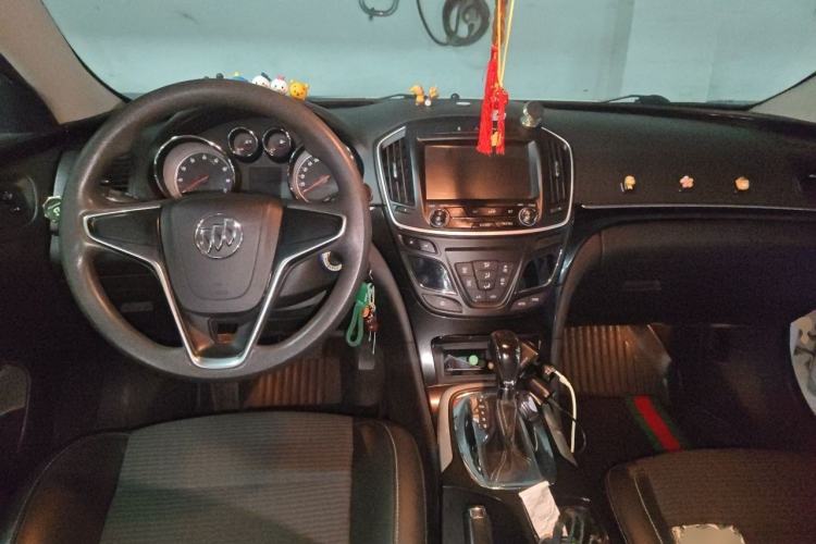 Used Buick Regal 2015 1.6T Leading Technology Model Center Console