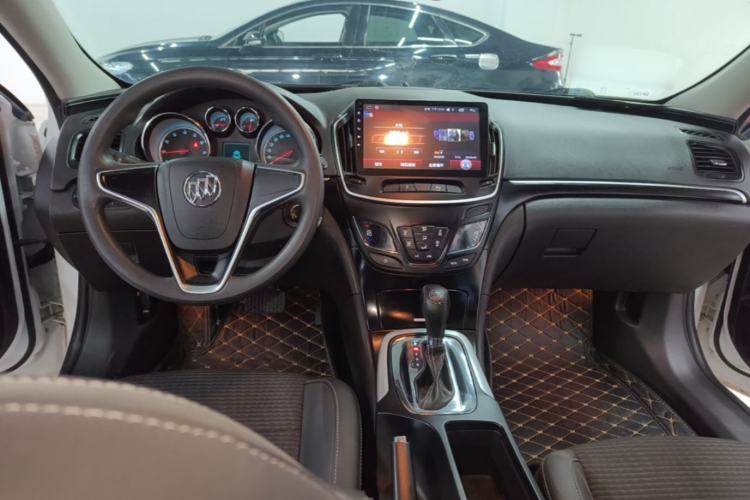 Used Buick Regal 2015 1.6T Leading Technology Model Center Console