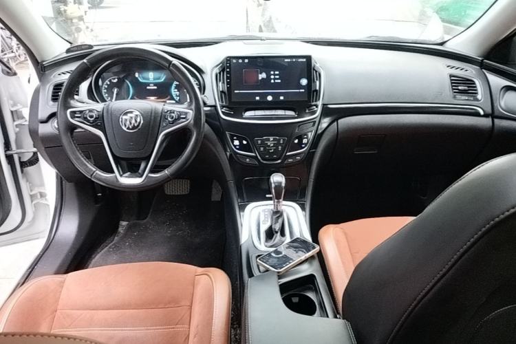 Used Buick Regal 2015 1.6T Elite Tech Model Center Console