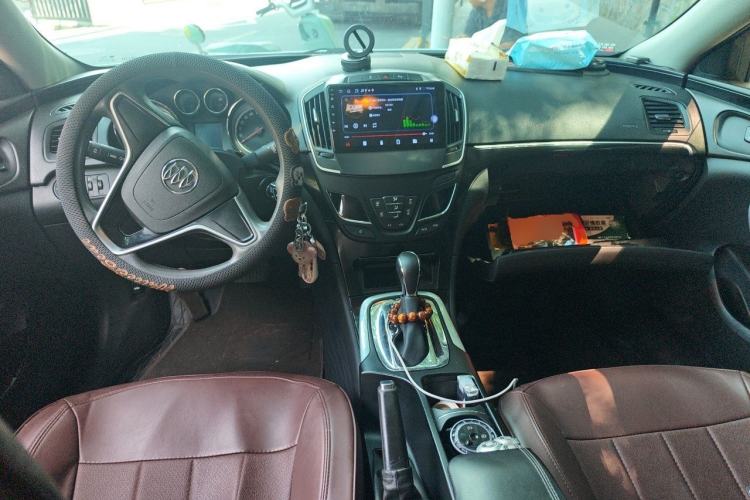 Used Buick Regal 2015 1.6T Leading Technology Model Center Console